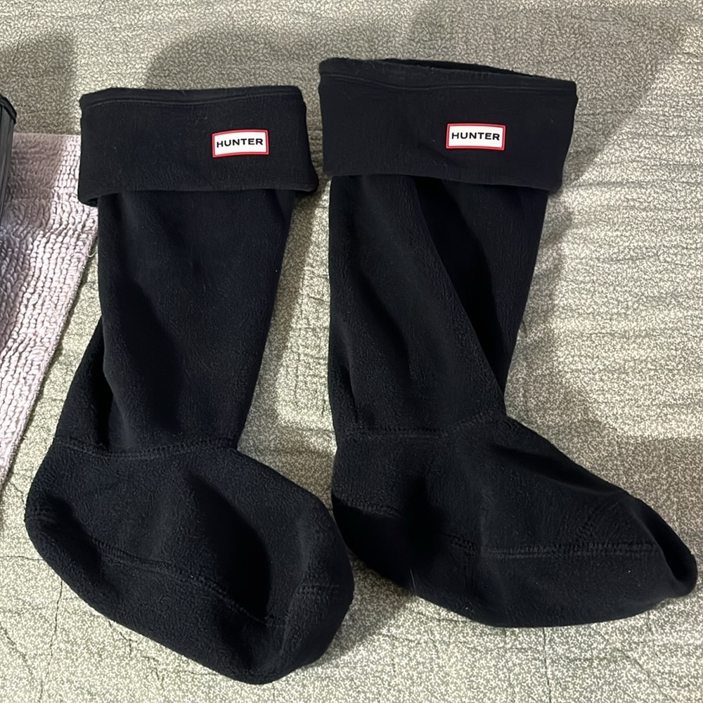 NWOT Women’s Hunter Tall Gloss Rain Boots 10 Wellies & Tall Boot Socks Black - Picture 7 of 11